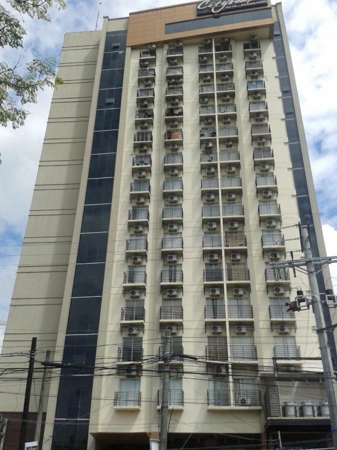 913Cityscape Located At City Center Bacolod Exteriér fotografie